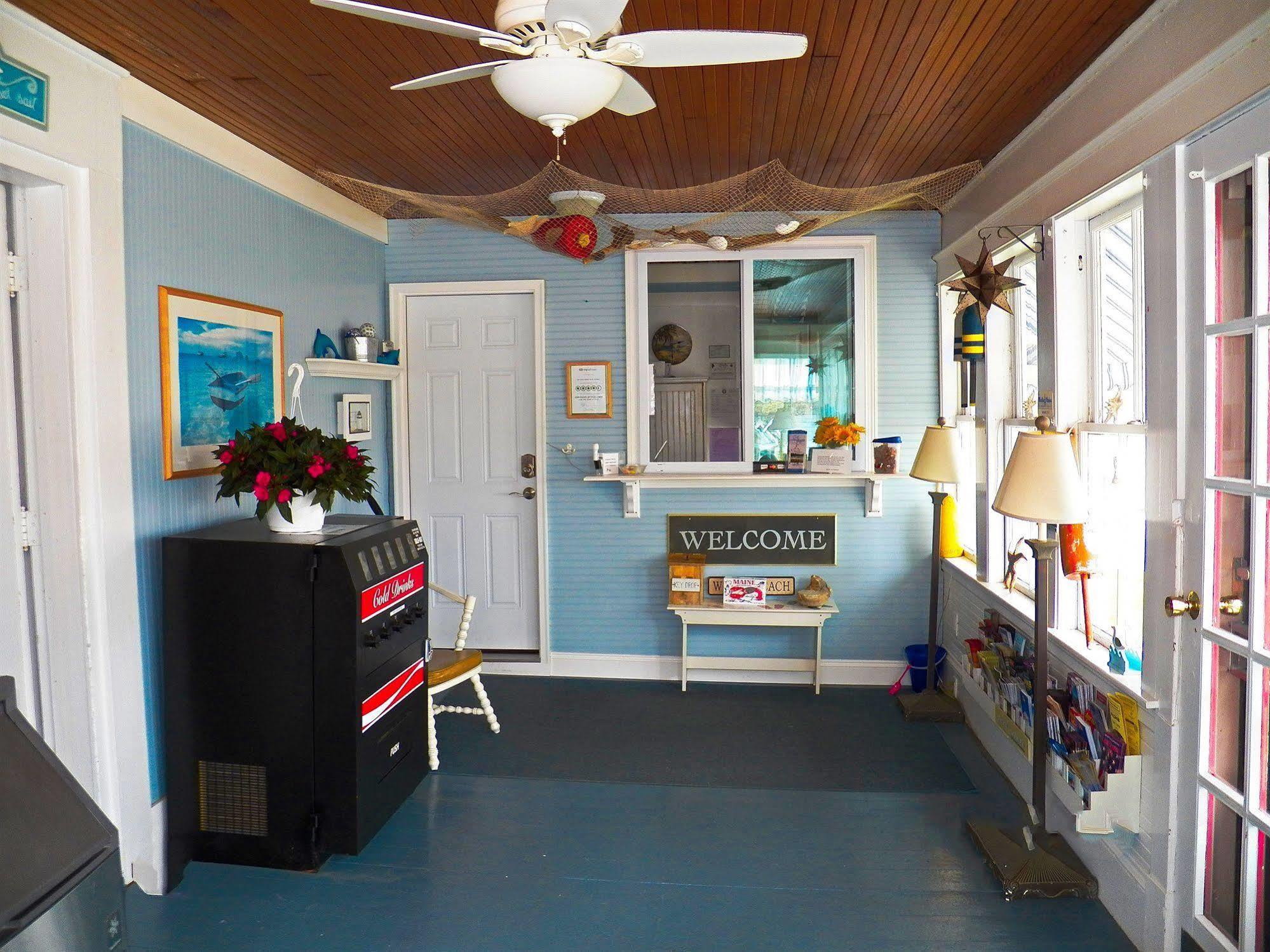 Coast Village Inn And Cottages 웰즈 외부 사진