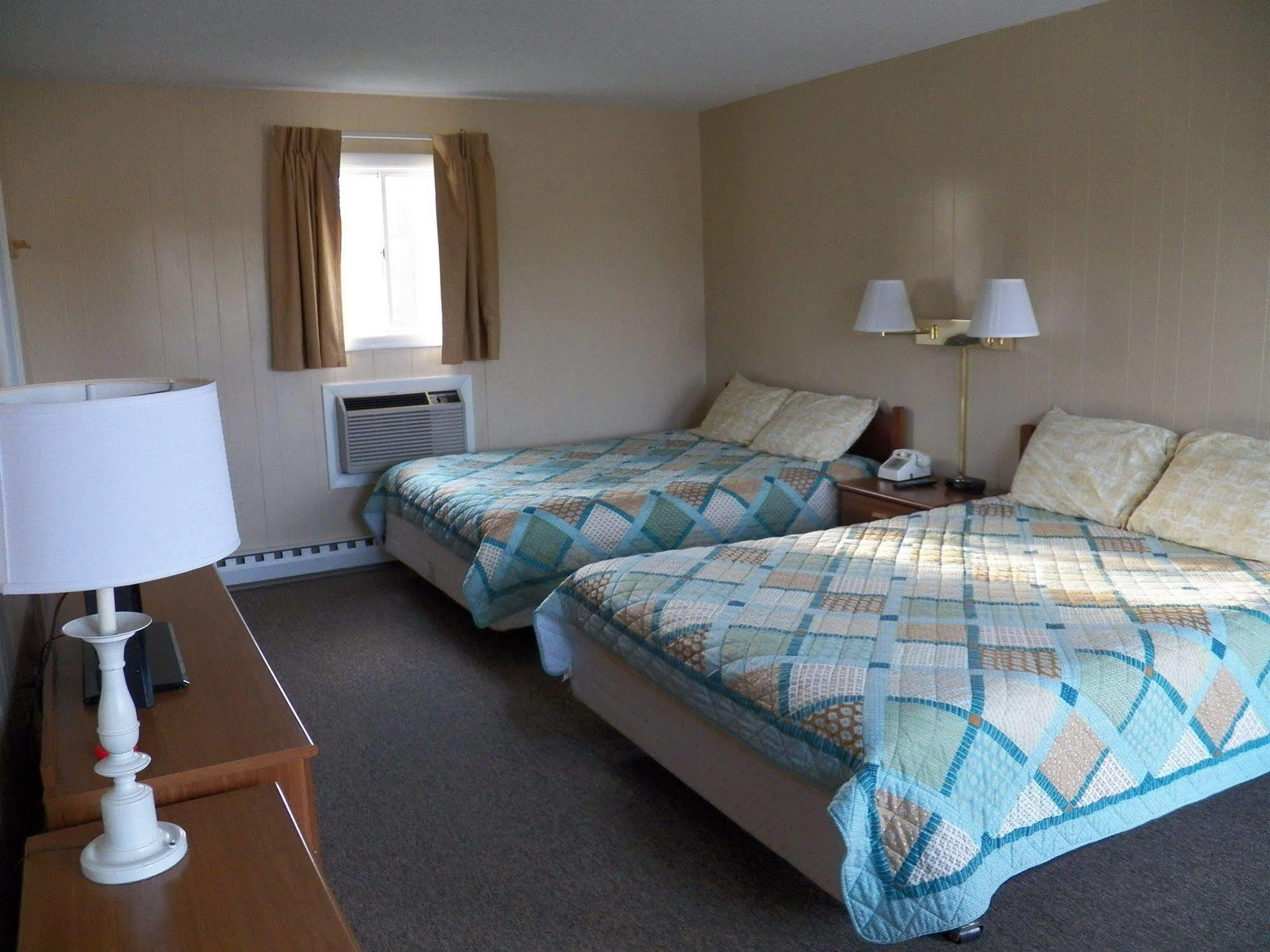 Coast Village Inn And Cottages 웰즈 외부 사진